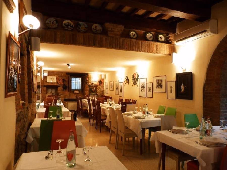 Chi ha vinto 4 Ristoranti a Acqualagna?