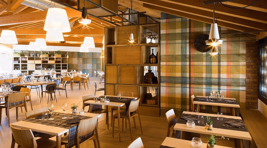 Quali sono gli orari di apertura della bottega L'agricola a Lainate?