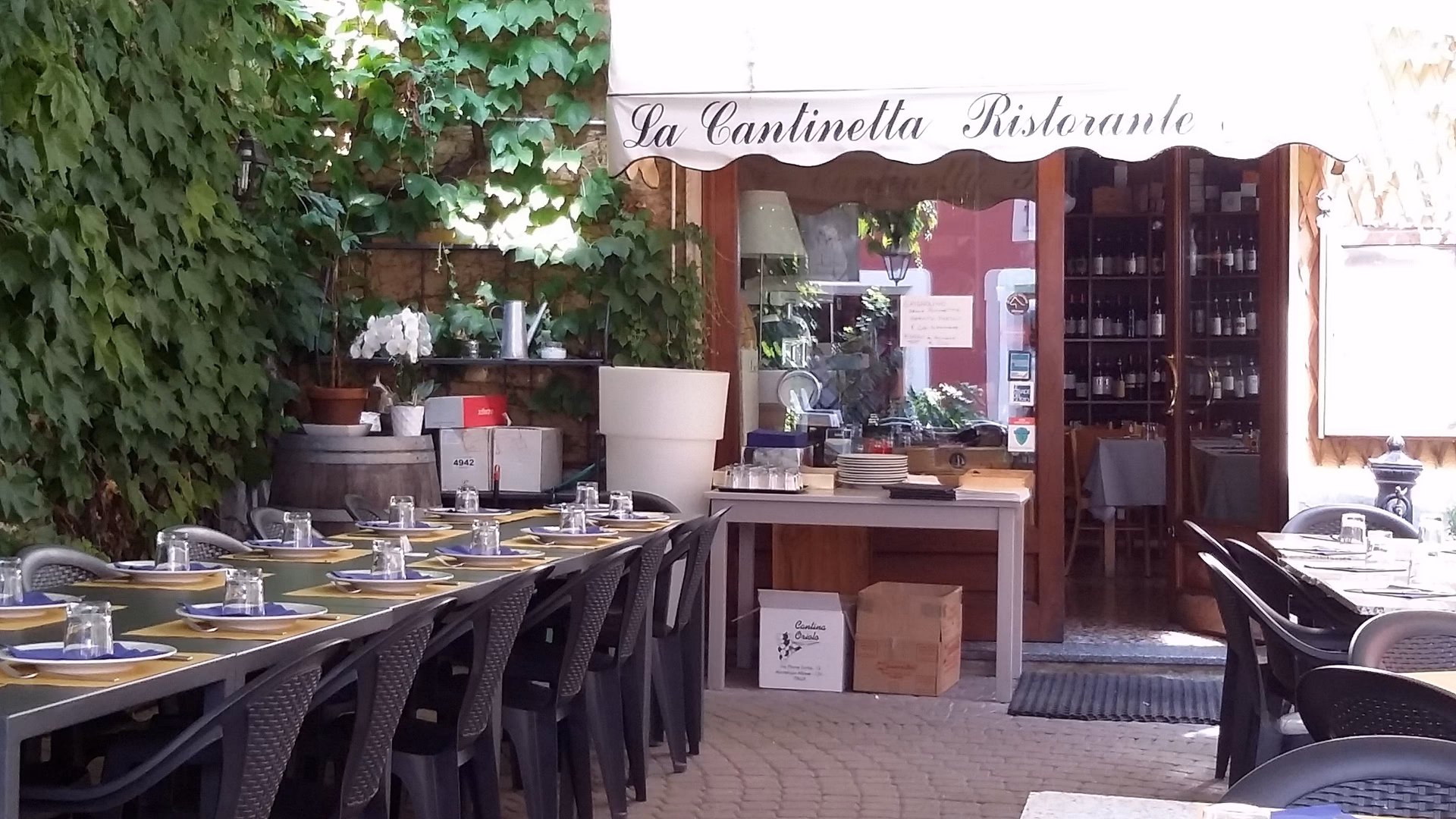 Quali sono 4 ristoranti nelle Langhe dove si può assaggiare il vero brasato al Barolo?