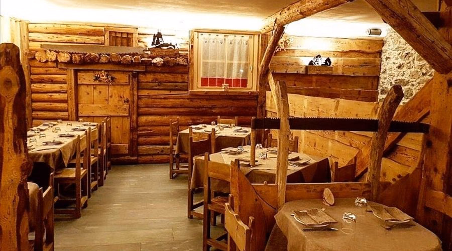 Chi è il proprietario del ristorante Vecchia Combo?