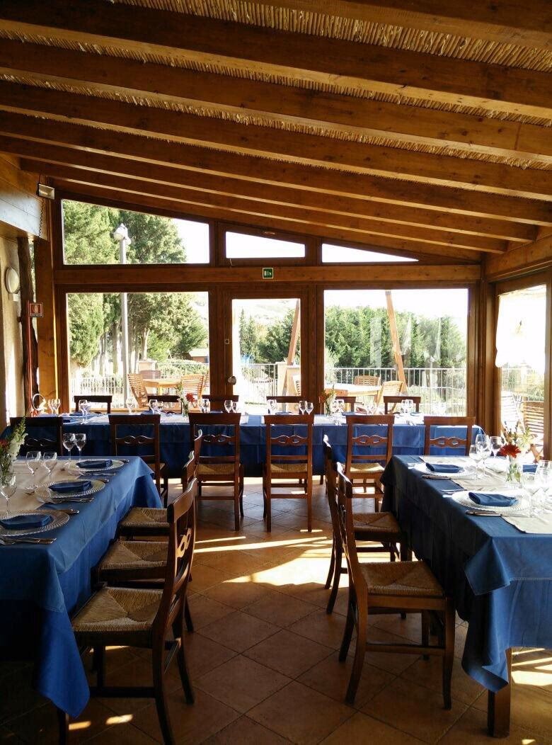 Come si chiama il ristorante di Caccamo?