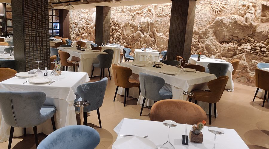 Chi ha vinto 4 ristoranti a Polignano a Mare?