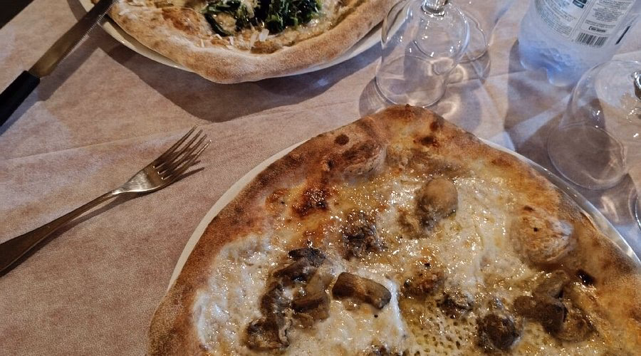 Perché si chiama Castagno dei Cento Cavalli?