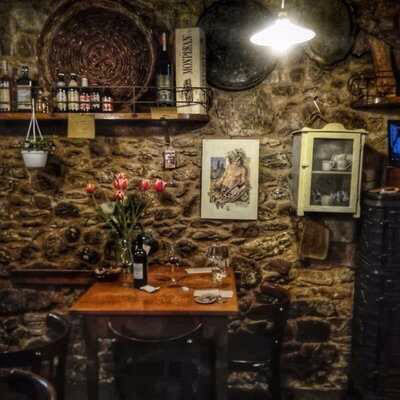 Cosa vedere a Castelvecchio di Rocca Barbena?