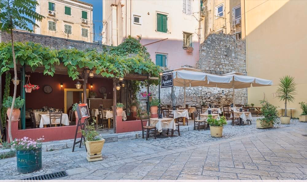 Quali sono le migliori taverne di Corfù?