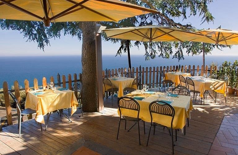 Che giorno c'è il mercato a Finale Ligure?