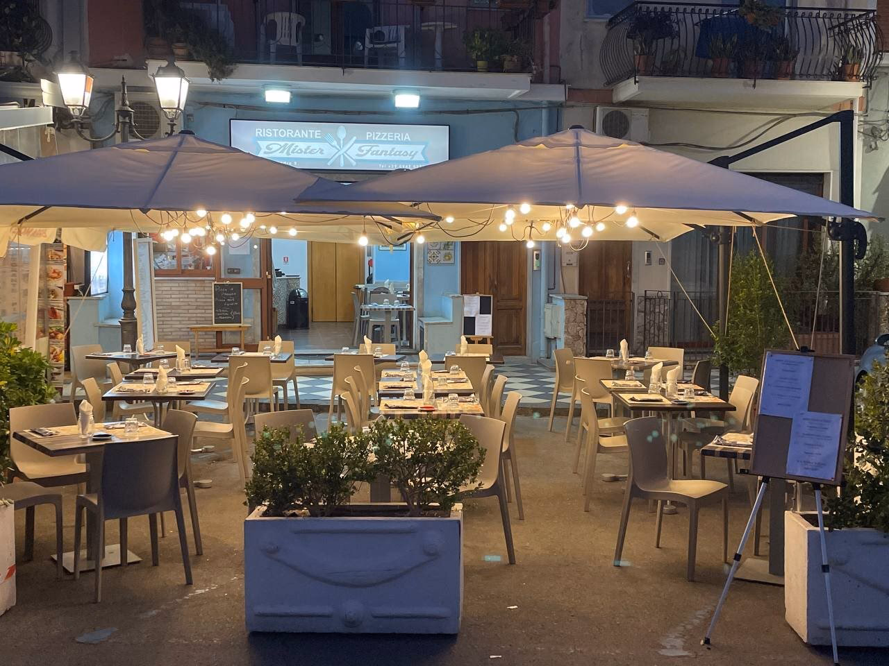 Cosa c'è di bello ai Giardini Naxos?