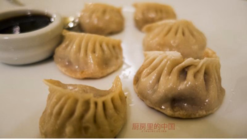 Come si chiamano i ravioli tipici della cucina cinese?