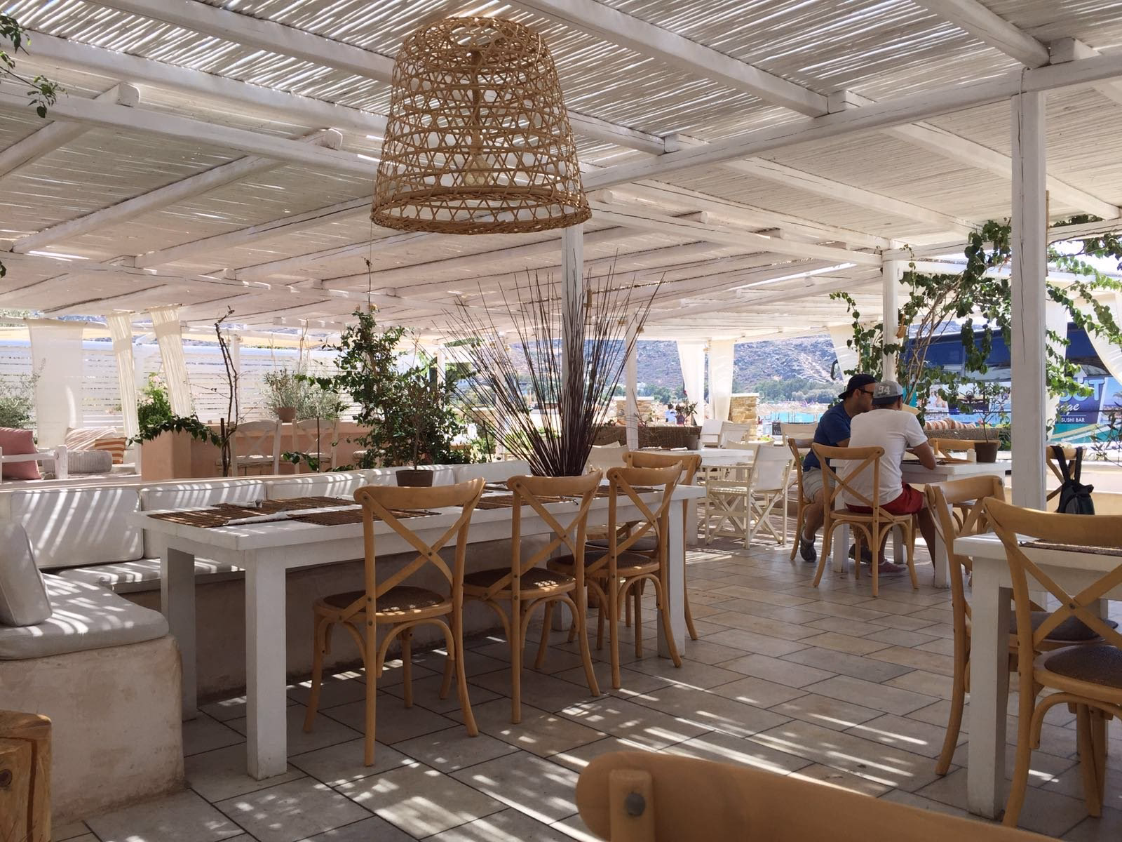 Dove mangiare a Ios spendendo poco?