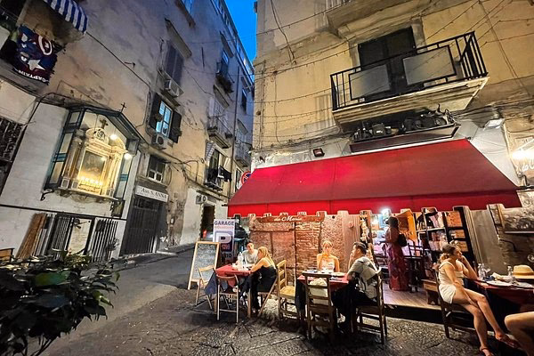 Quanto si spende per mangiare a Napoli?