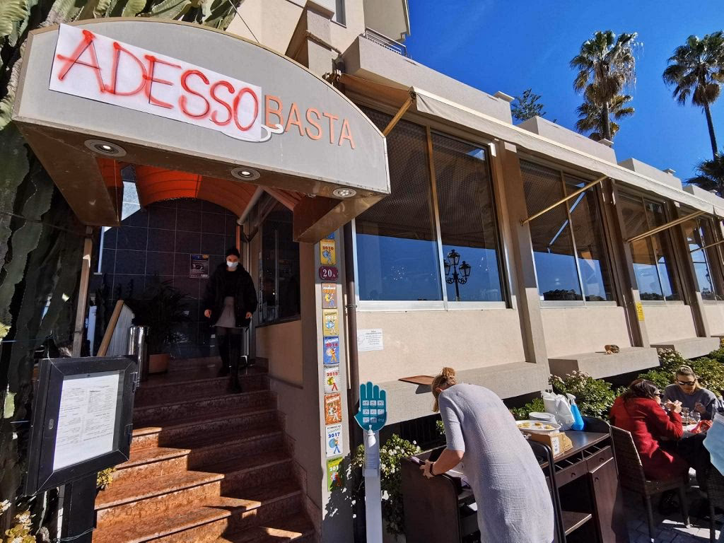 Come si sceglie il nome di un locale?