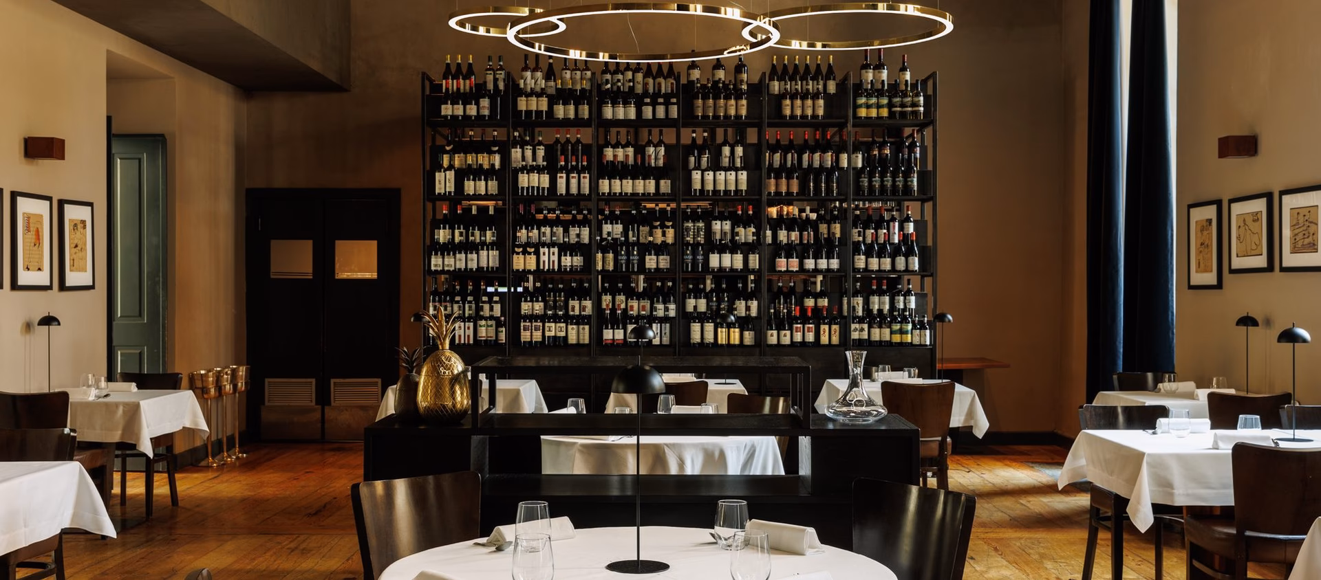 Cosa succede in Piazza Carlina a Torino?