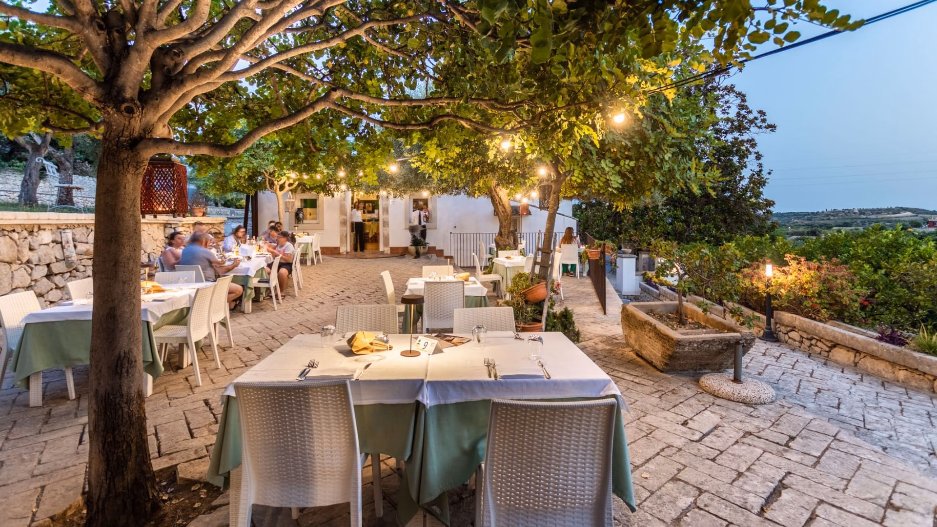 Dove andare la sera vicino Avola?