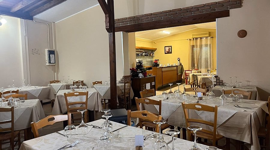 Che differenza c'è tra isola di Capo Rizzuto e Capo Rizzuto?