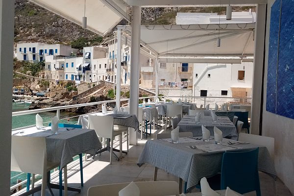 Chi ha casa a Levanzo?