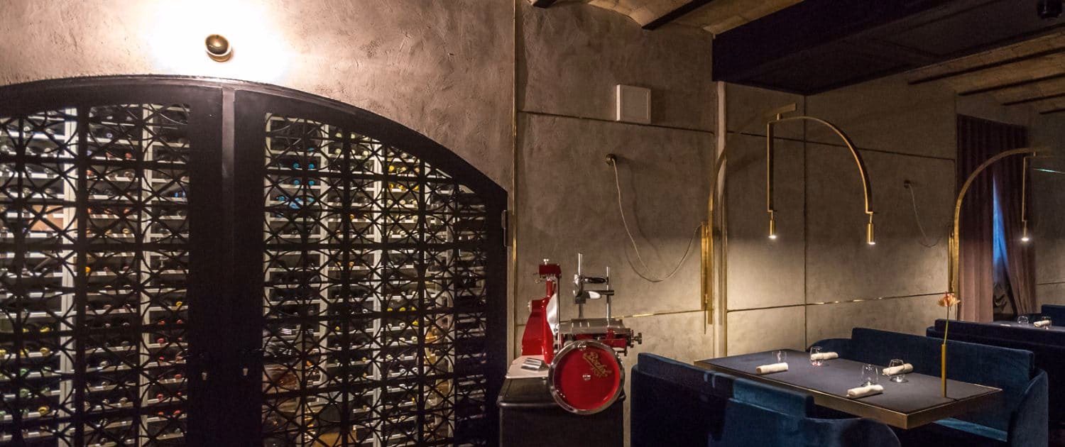 Cos'è il vino all'oro spento?