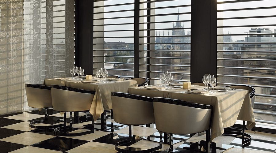 Cosa cambia tra Giorgio Armani e Emporio Armani?