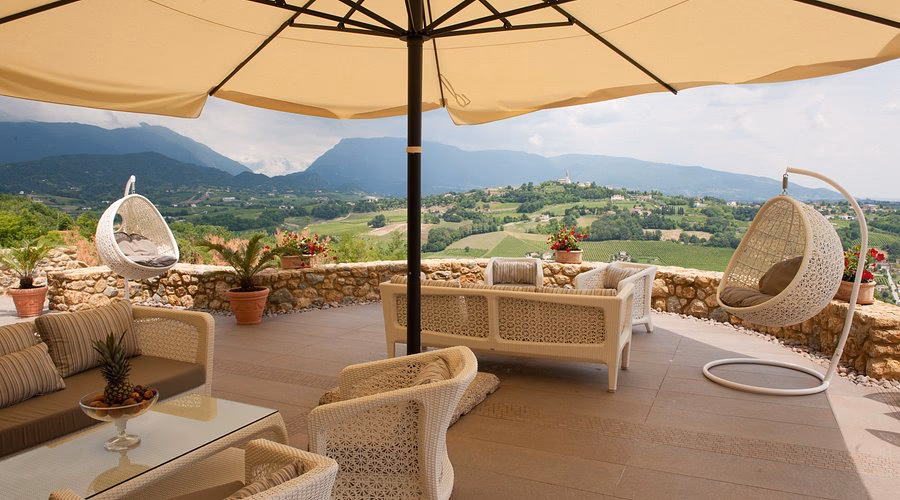 Chi è il proprietario del ristorante Ca' del Poggio?