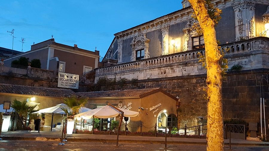 Chi è il proprietario di Palazzo Biscari?