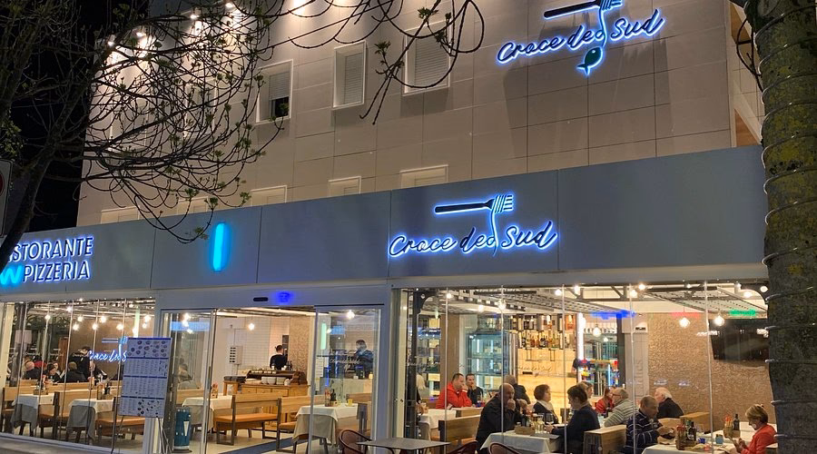 Chi è il proprietario del ristorante Croce del Sud?