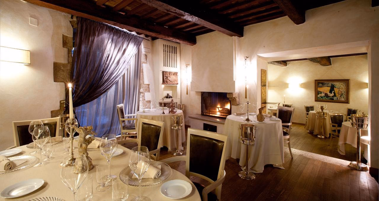 Quante stelle Michelin ha il Ristorante Caino?