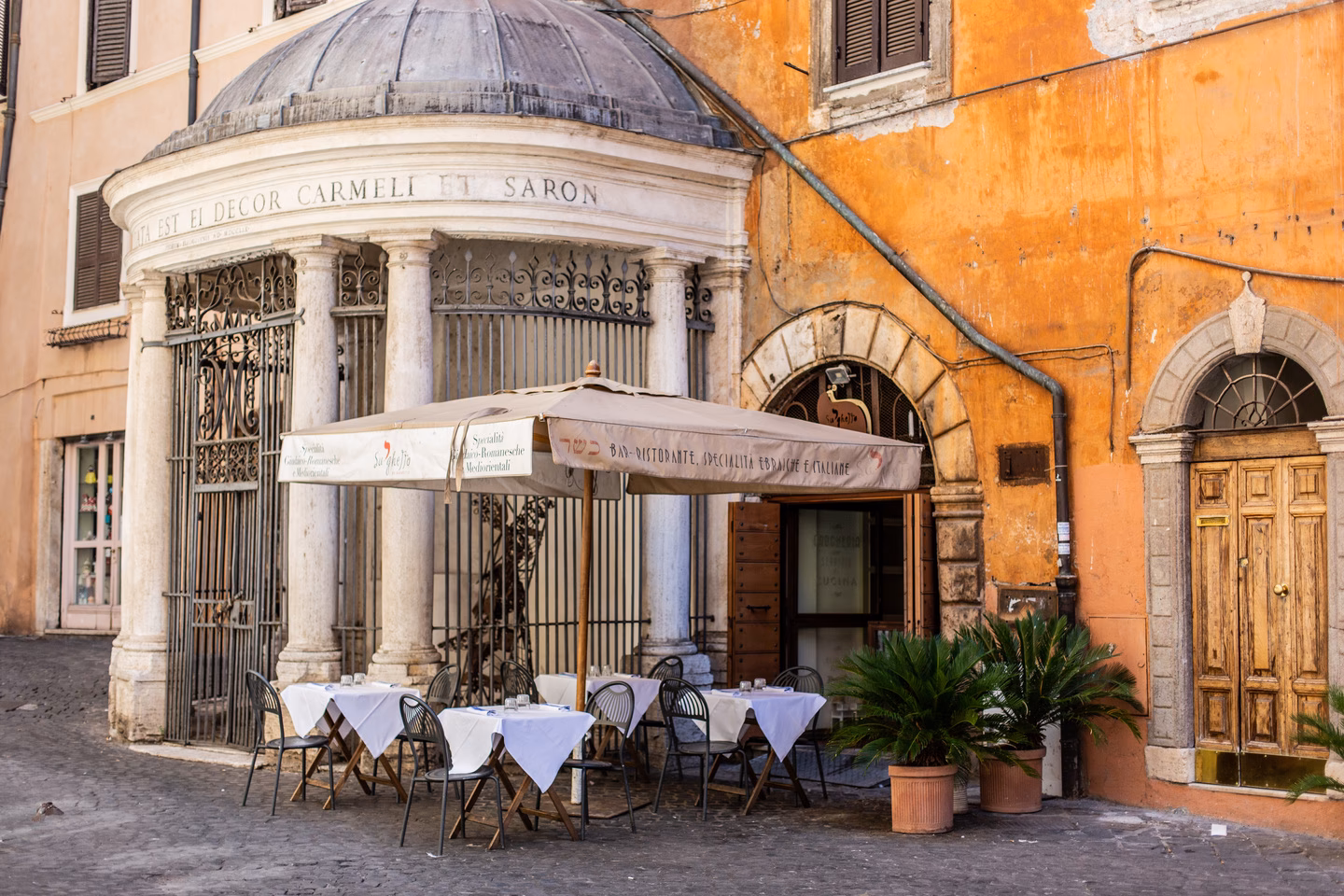 Cosa si mangia in un ristorante kosher?