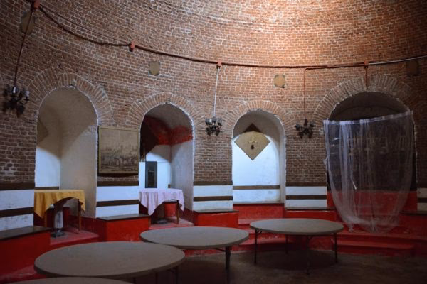 Chi è il proprietario della Grotta di Gino?