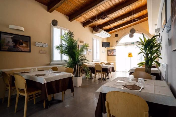 Chi è il proprietario del ristorante Primo Appuntamento?