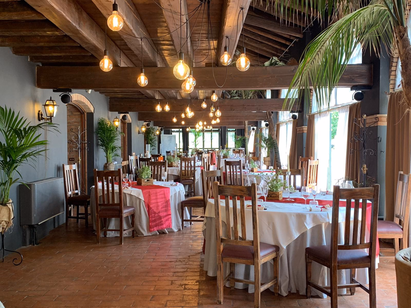 Chi paga il pranzo di laurea?