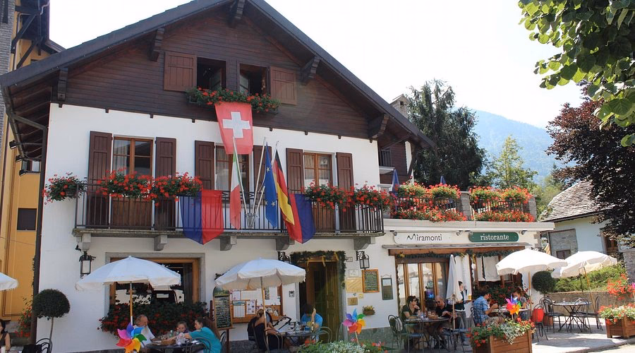 Quante stelle Michelin ha il ristorante Miramonti l'altro?