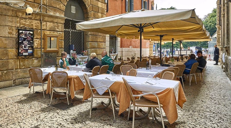 Chi ha comprato il Nastro Azzurro?