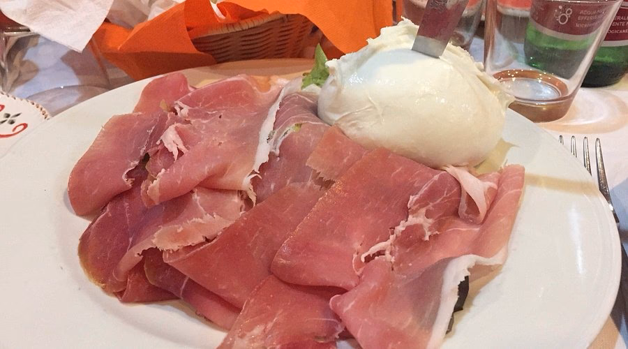 Dove mangiare vicino a Pane e Pomodoro?