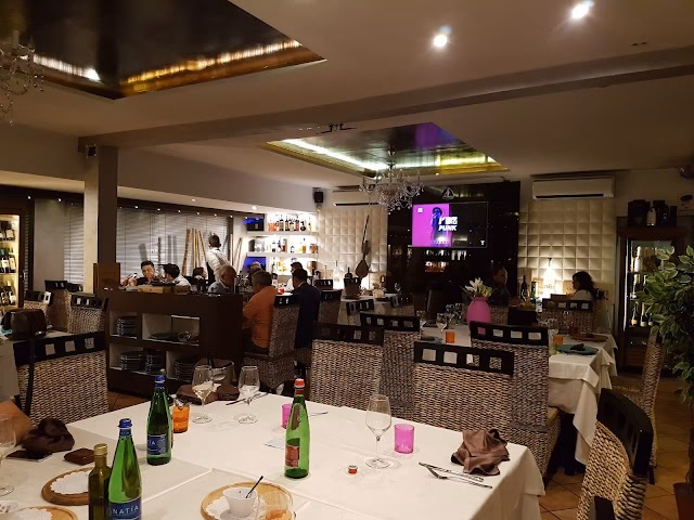 Chi sono i proprietari del ristorante punto nave?