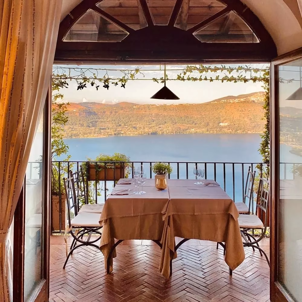 Dove fare aperitivo a Castel Gandolfo?