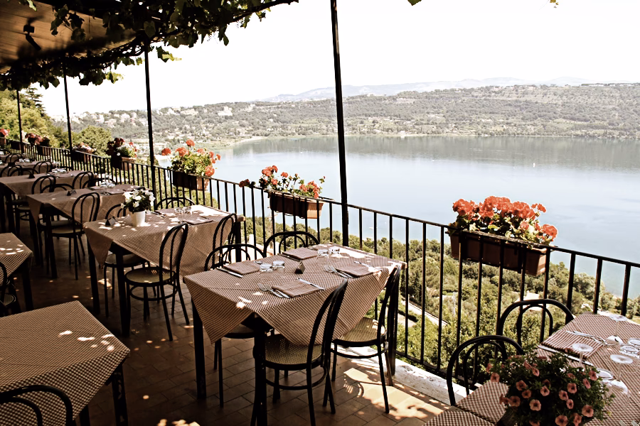 Chi vive a Castel Gandolfo?