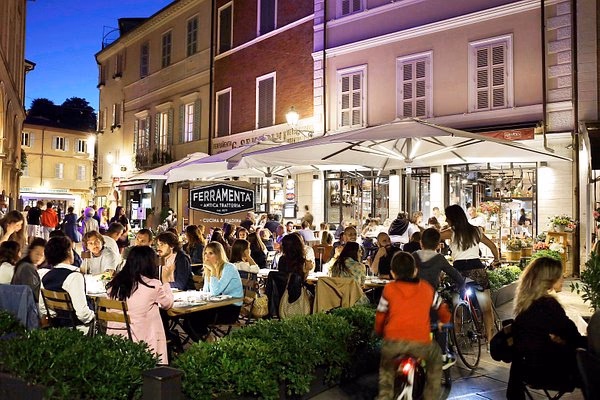 Dove fare aperitivo a Santarcangelo?