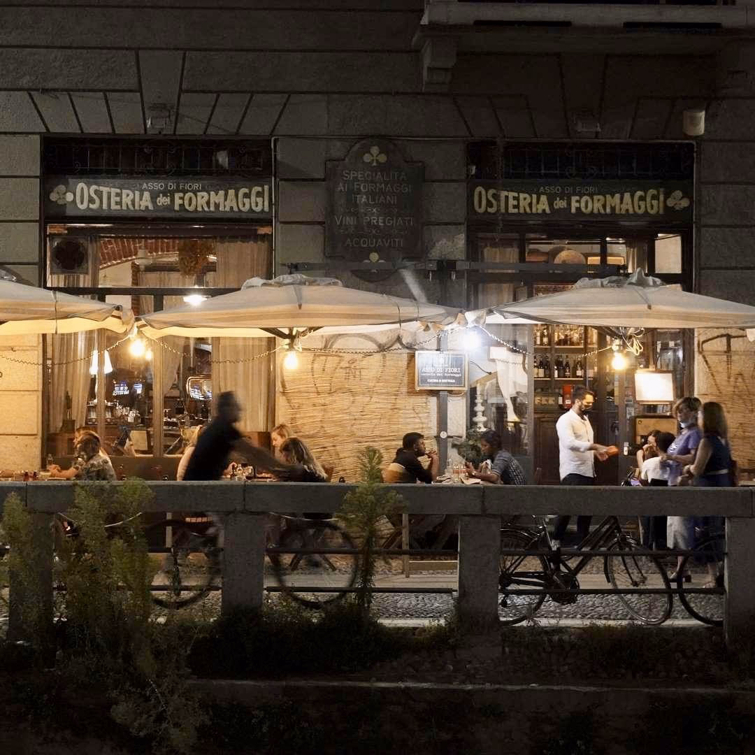 Dove mangiare sui Navigli conosco un posto.?