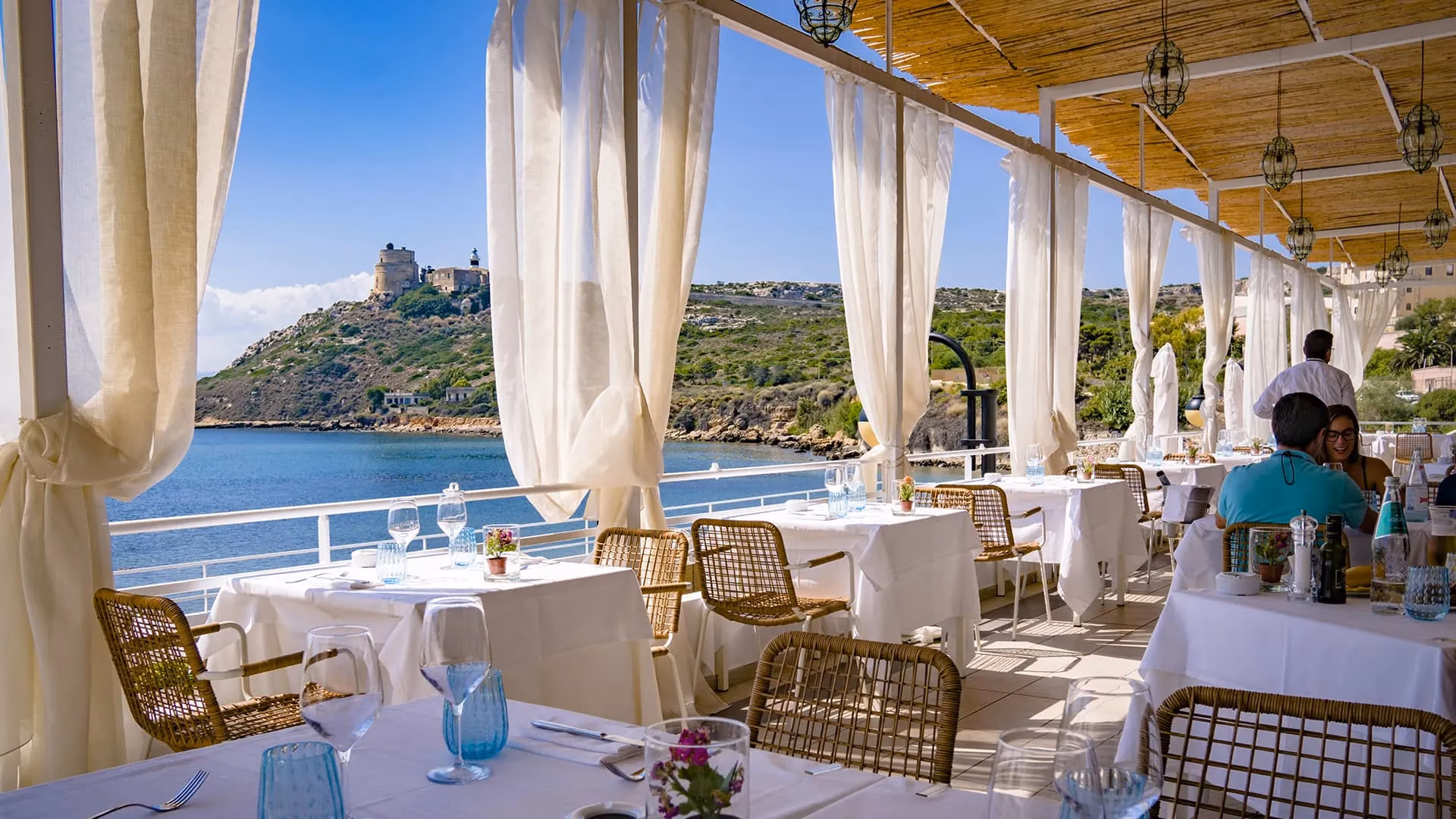 Quali sono i paesi vicini a Cagliari sul mare?