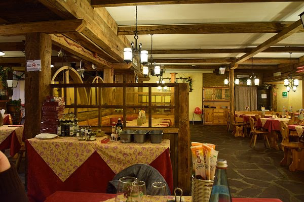 Per cosa è famosa Canazei?