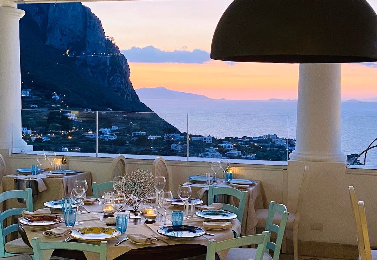 Quanto costa una cena da Paolino a Capri?