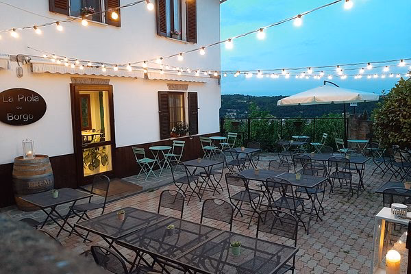 Come si chiamano gli abitanti di Incisa Scapaccino?