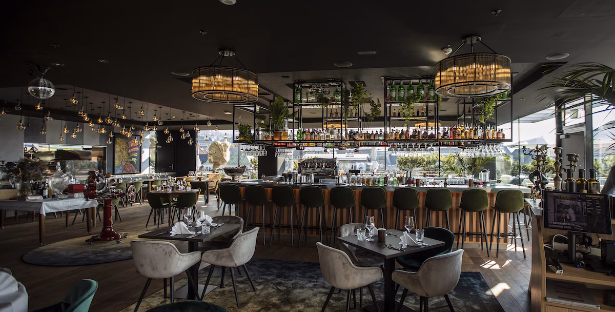 Come vengono chiamati gli italiani in Svizzera?