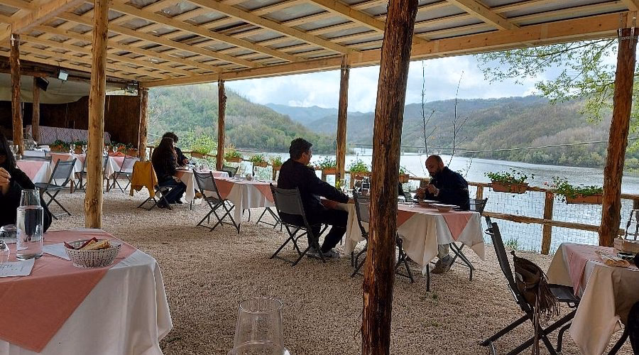 Cosa fare al lago del Salto?