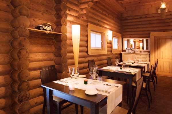 Quali sono i migliori ristoranti per San Valentino a Varese?