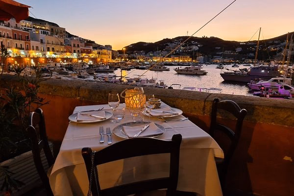 Quanto si spende per mangiare a Ponza?