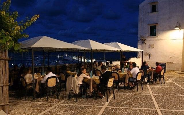 Dove mangiare la sera a Rodi?
