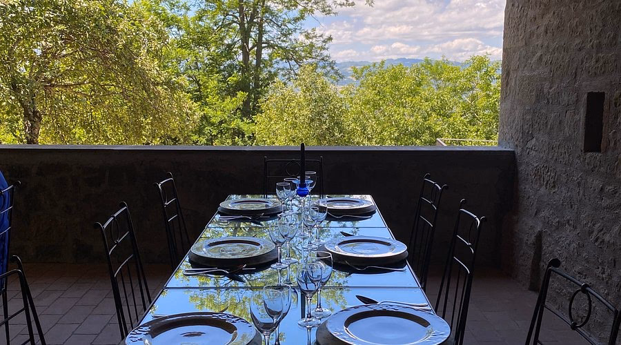 Dove mangiare nei dintorni di Rocchetta Mattei?