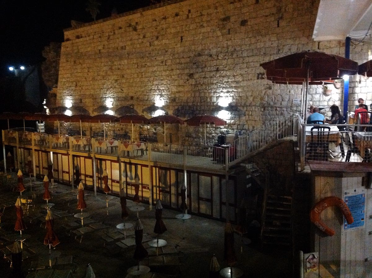 Cosa è successo a Santa Cesarea Terme?