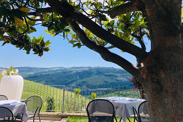 Cosa vedere a Serralunga d'Alba?