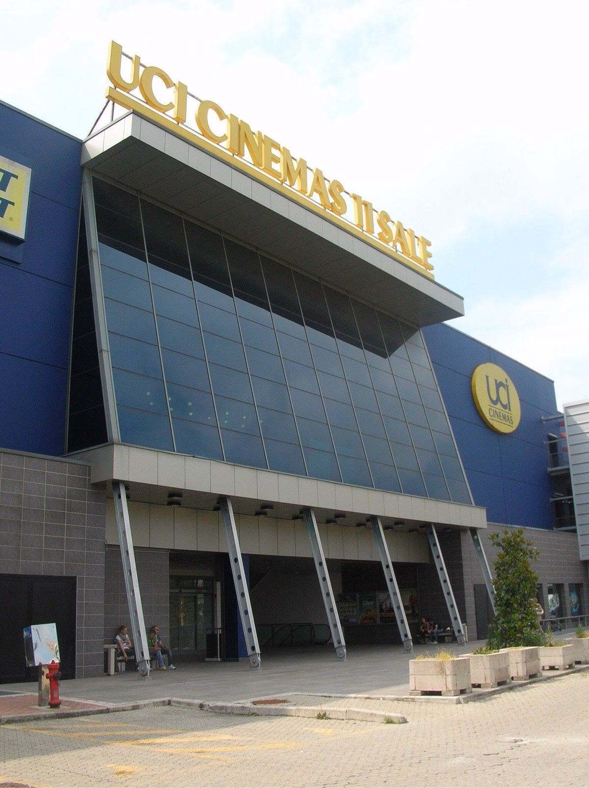 Posso portare cibo da casa al cinema UCI?